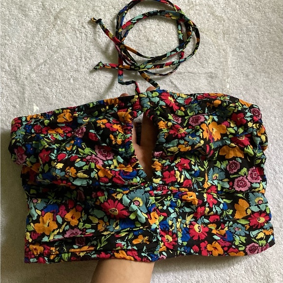 Top  de flores. Talla xs - Picture 1 of 3